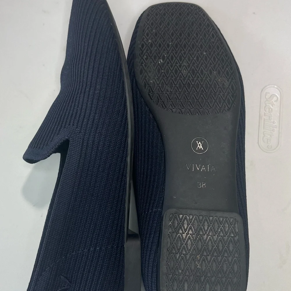 Vivia Square-Toe Loafers (Samantha) Sz 38 in Navy - Picture 15 of 16